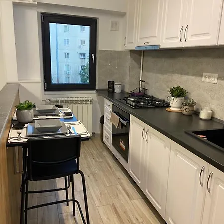 Lovely In The Center Of * Bukarest