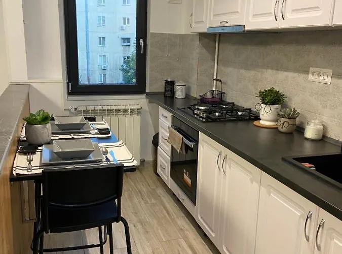 Lovely In The Center Of * 布加勒斯特