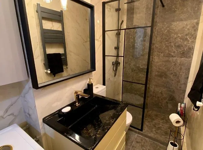 Lovely In The Center Of アパート *